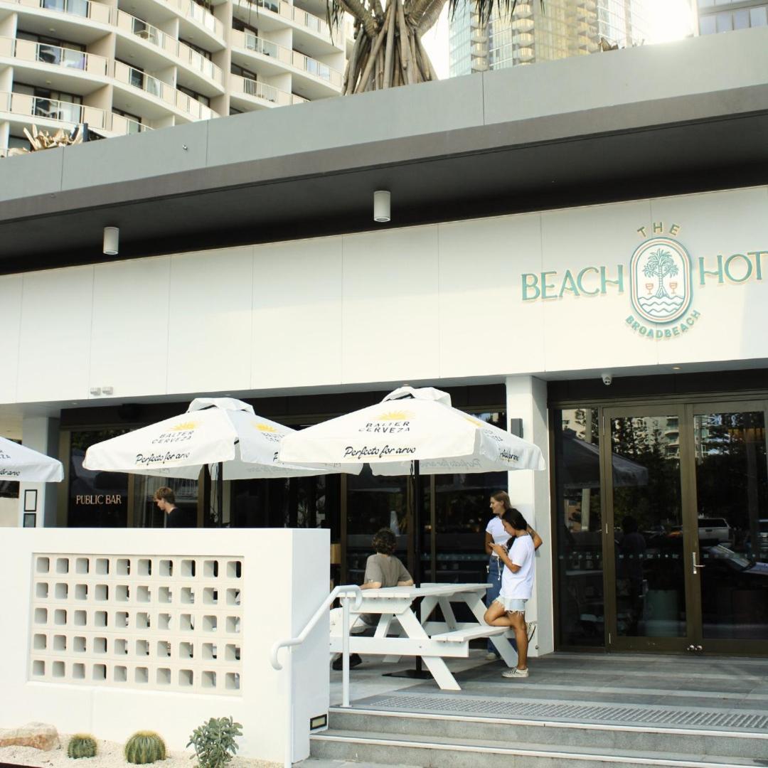 Broadbeach Stunner Modern And Central Gold Coast Extérieur photo